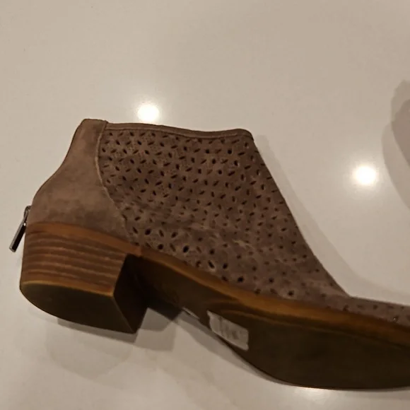 Lucky Brand Booties - Picture 2 of 4